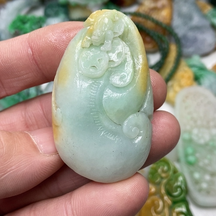 定制翡翠未镶嵌翡翠