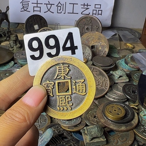 铜?***生复古文创工艺品