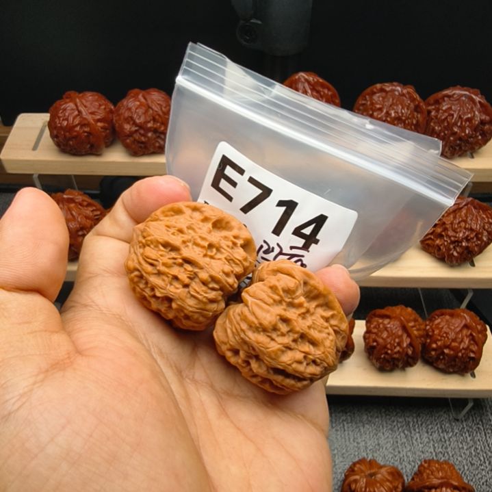 就***真文玩核桃吊坠40凹底