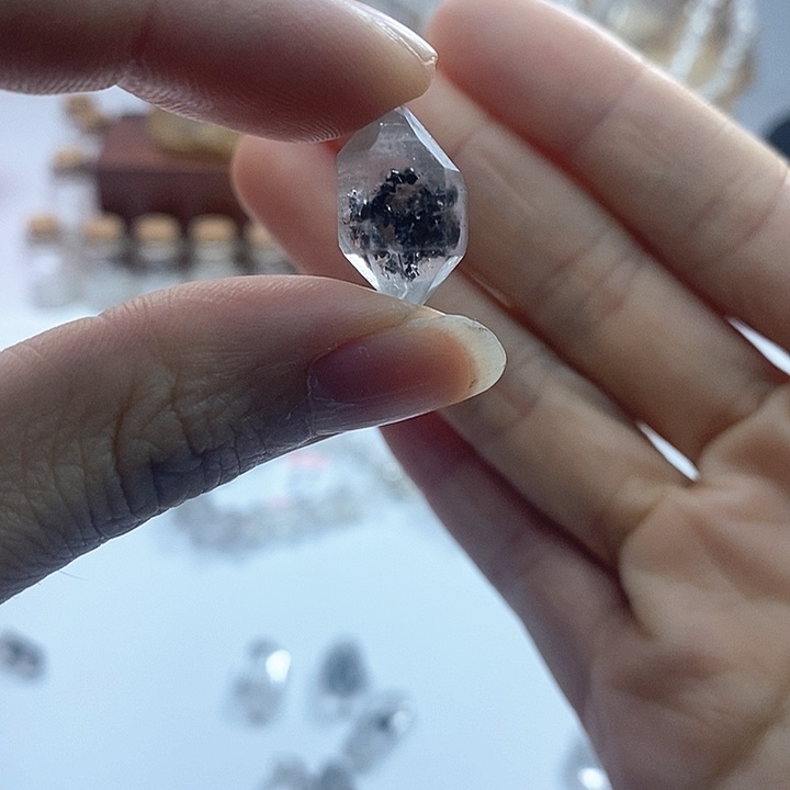 水晶颈饰未镶嵌幻影