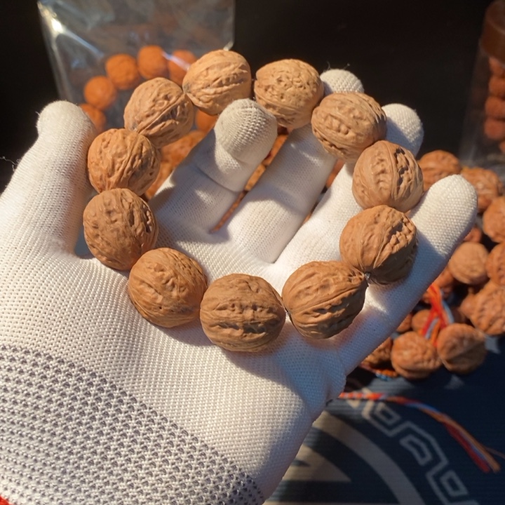 文玩核桃手串……49