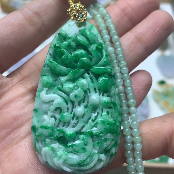 颈饰未镶嵌翡翠翡翠