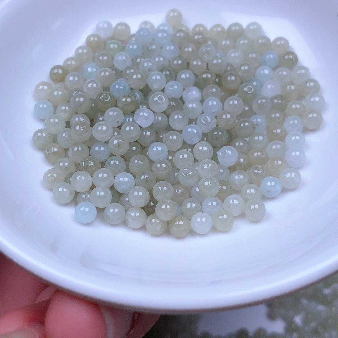 翡翠散珠翡翠翡翠卡3.9。220颗40元