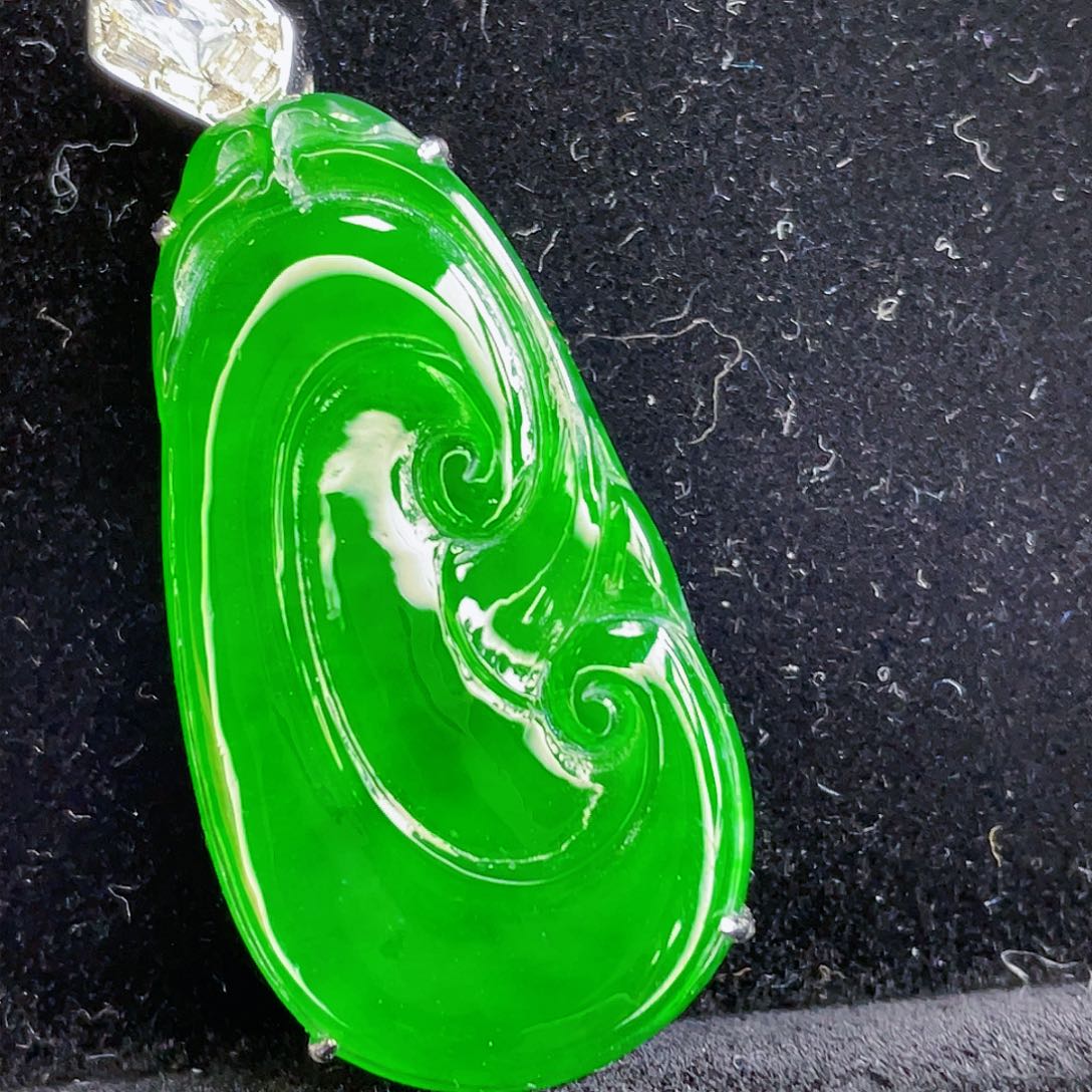 翡翠吊坠(不含链)未镶嵌