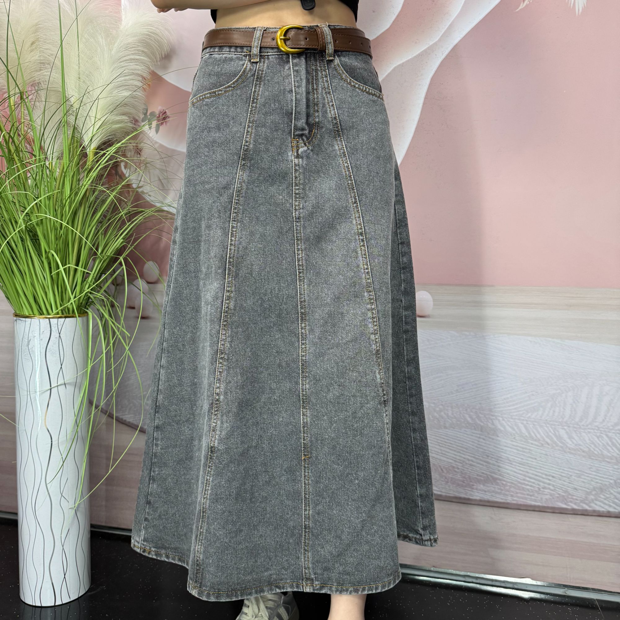 首秀showxiu原创牛仔高腰显瘦百搭松烟茶灰不开叉潮流牛仔大伞裙