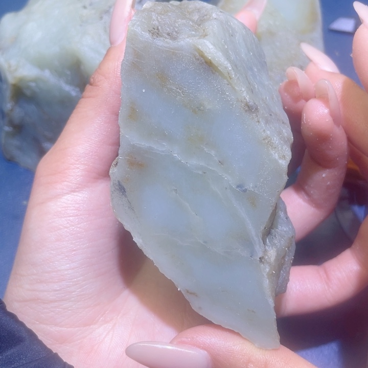 和田玉未镶嵌珠宝半成品