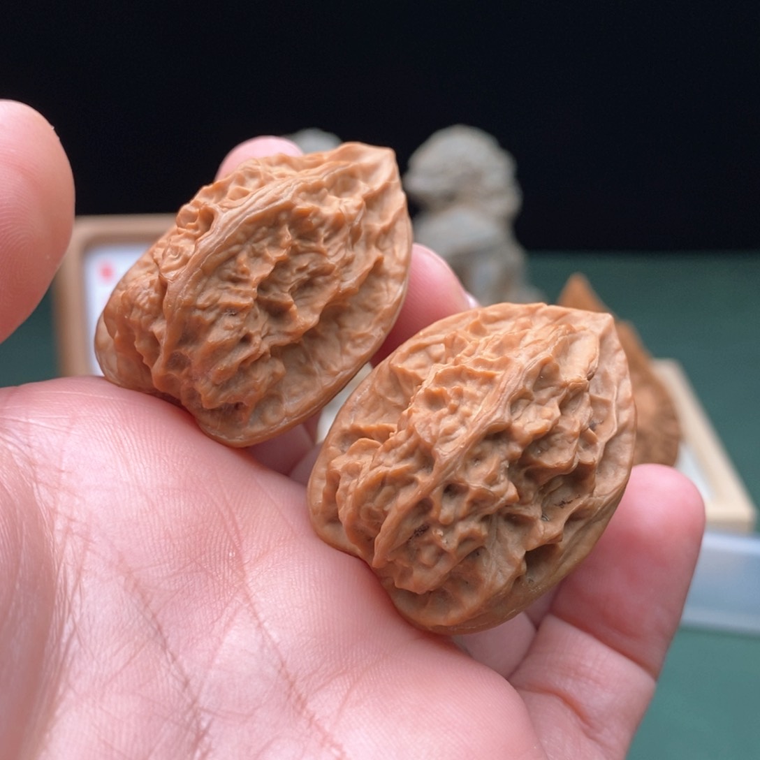 文玩核桃把件31尺全品龙骨鸡心