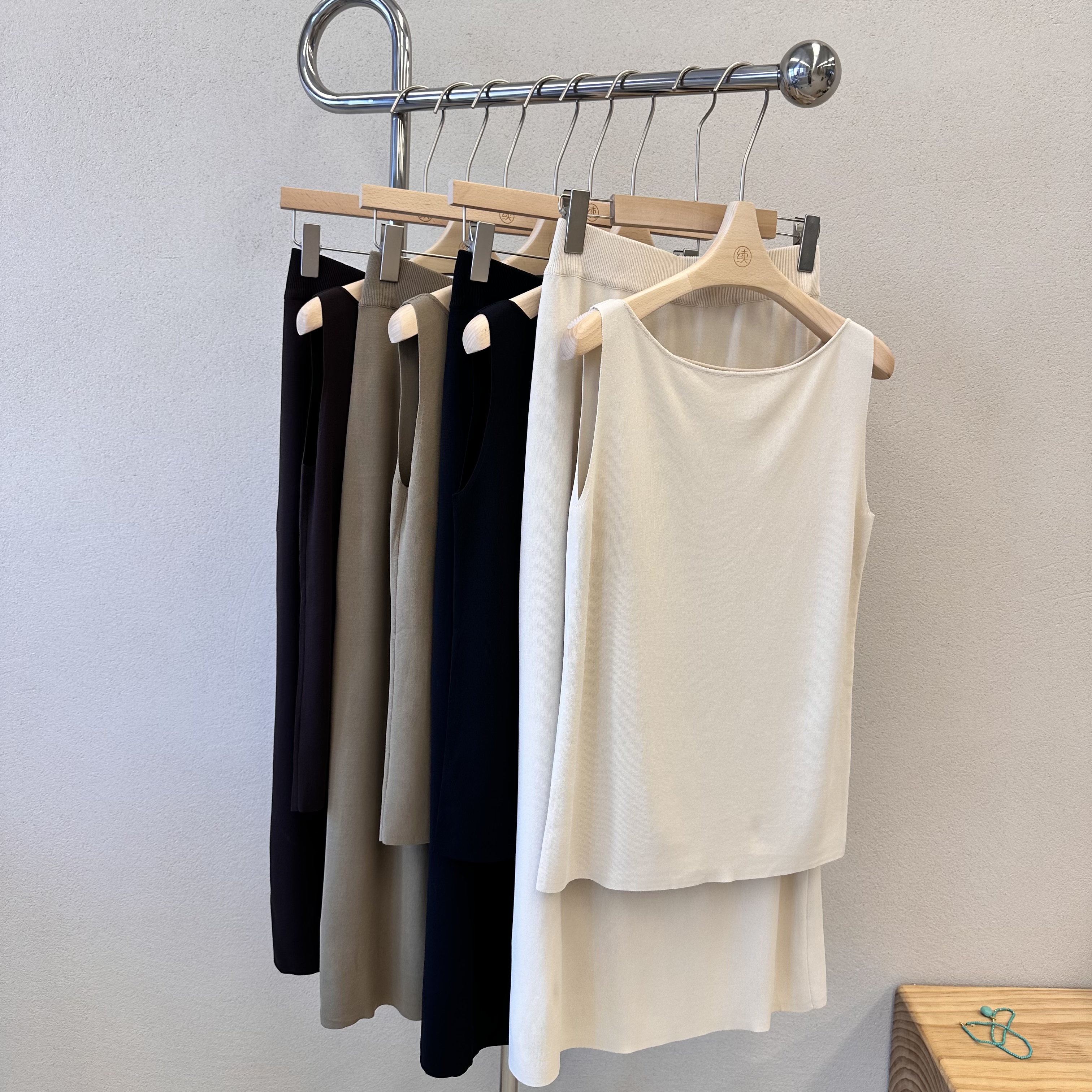 大利家-订制伊力特夏季极简风套装