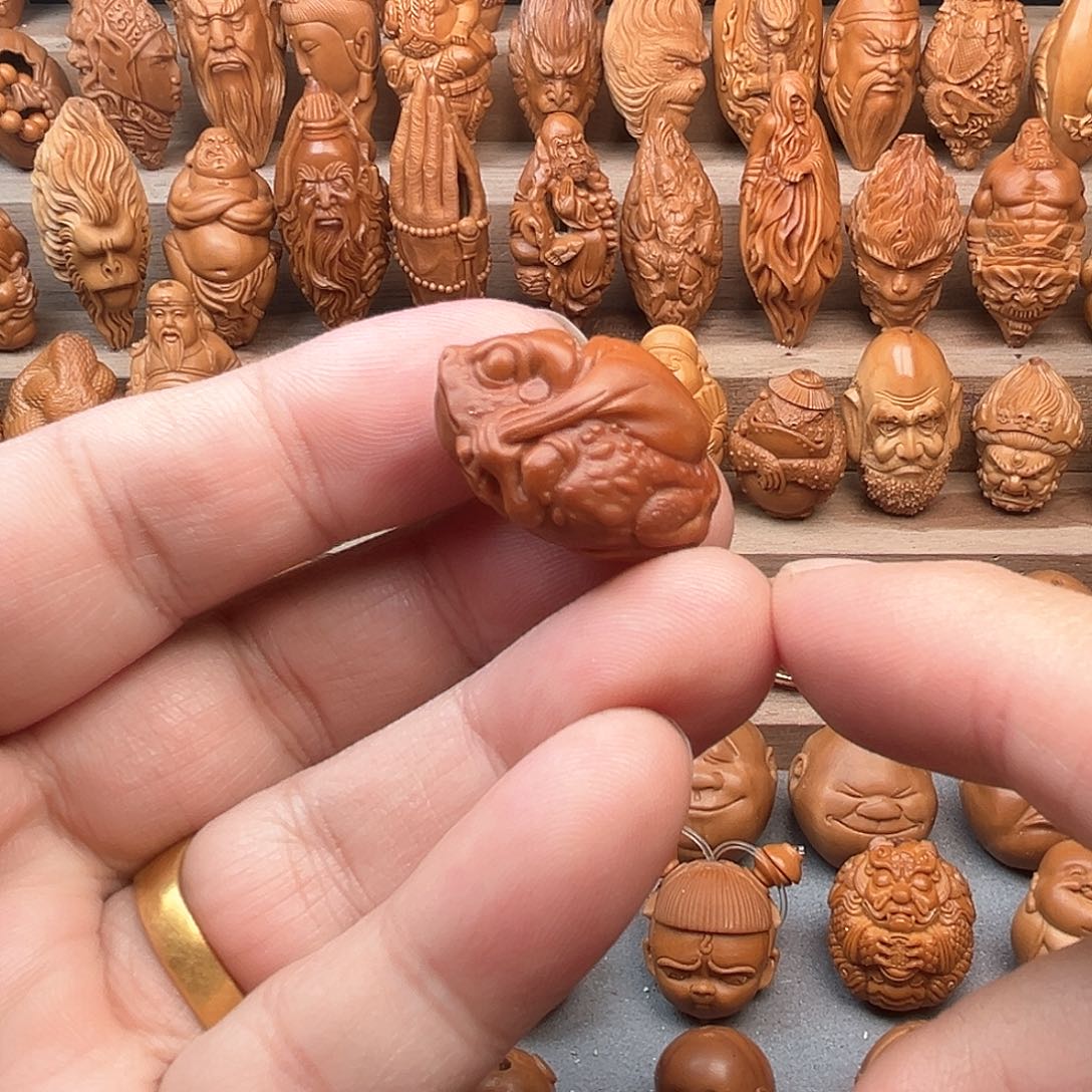 橄榄核吊坠19金蟾福利