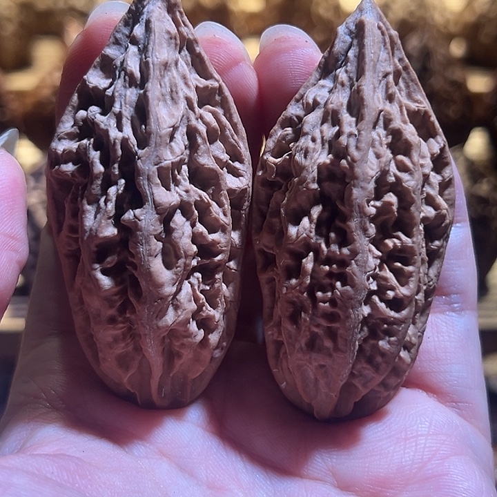 宋***9文玩核桃吊坠柳叶