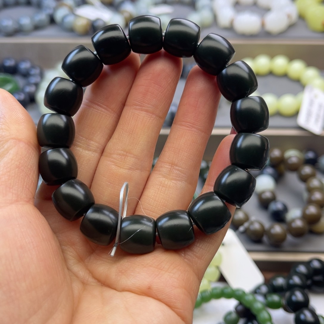 和田玉手链未镶嵌