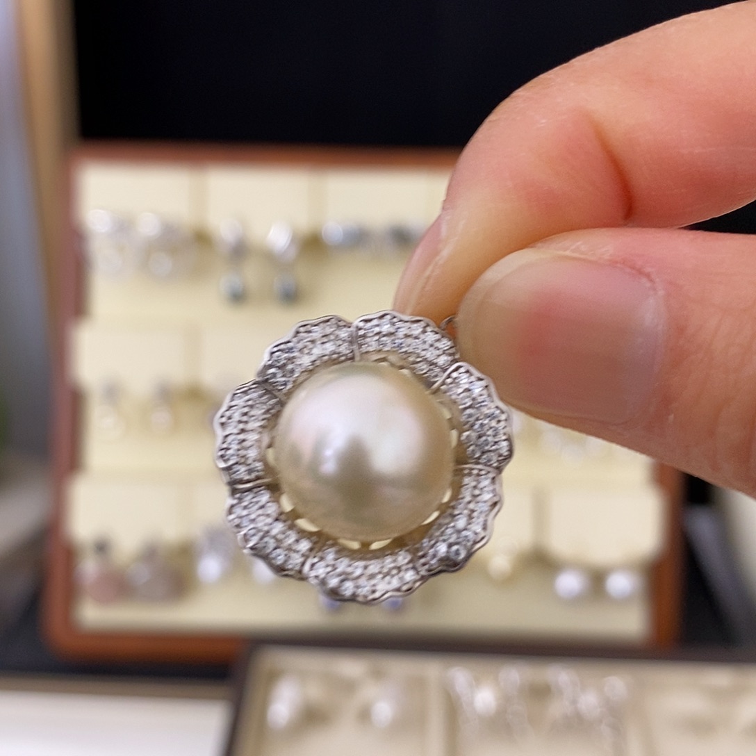 银S925镶嵌海水珍珠吊坠(不含链)