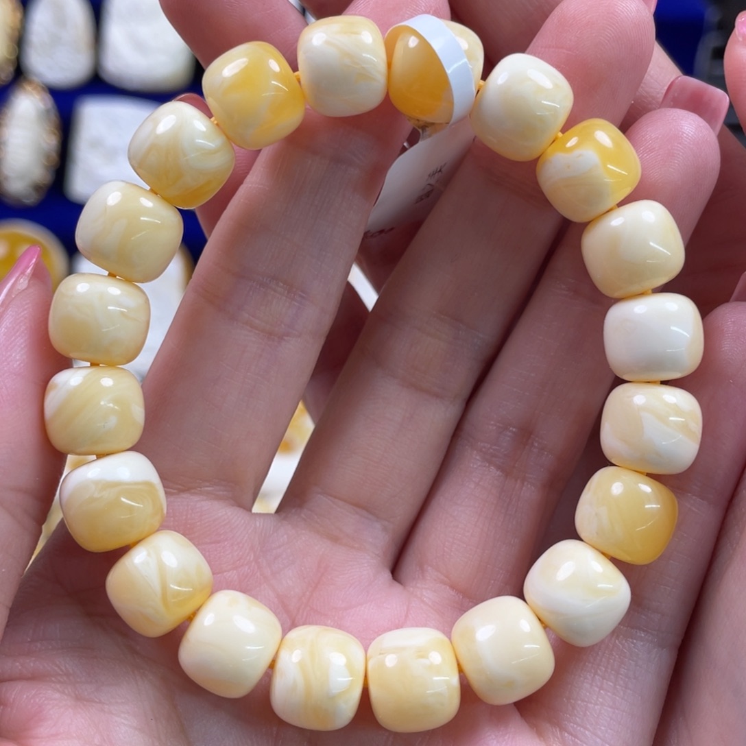 蜜蜡裸石未镶嵌琥珀蜜蜡