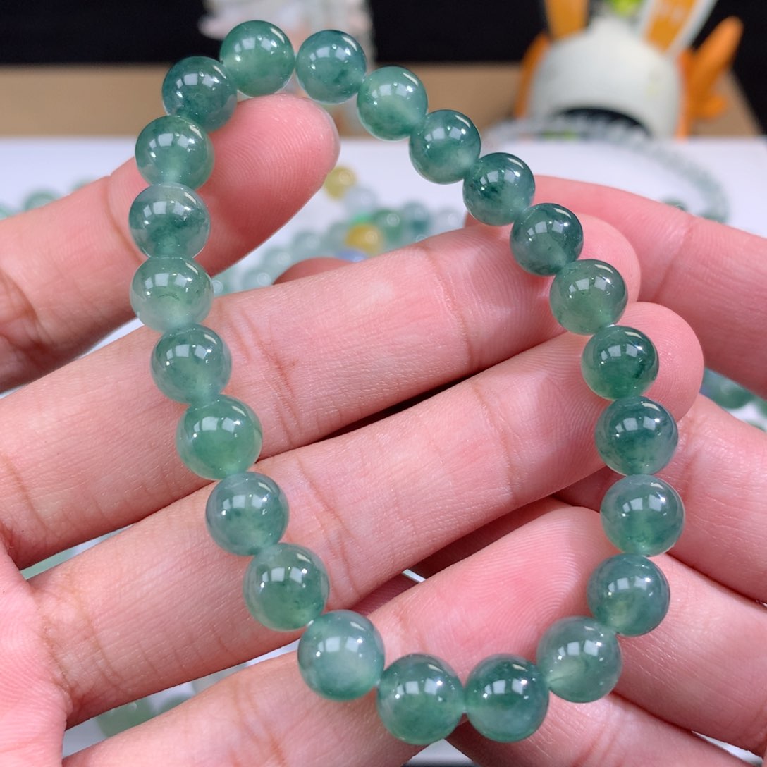 翡翠手链未镶嵌翡翠