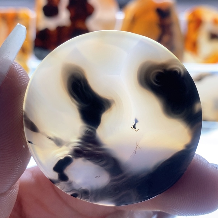 玛瑙/玉髓颈饰未镶嵌