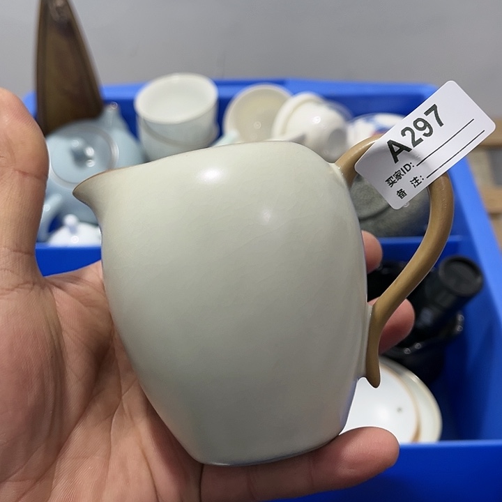 *****瓷片默认微瑕瓷器、茶具、壶、摆件，介意勿拍 