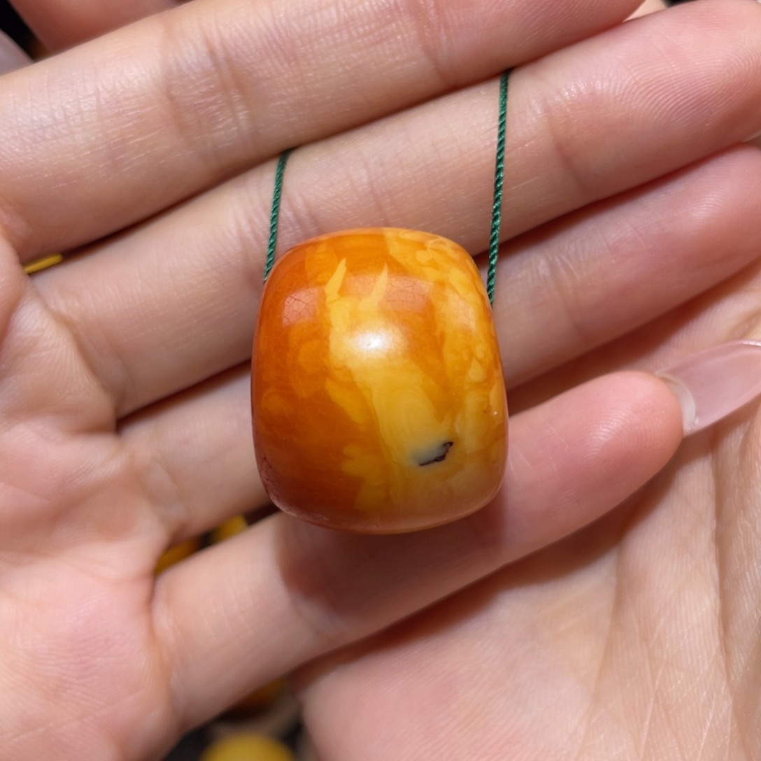 【闪购商品】蜜蜡裸石未镶嵌马蹄