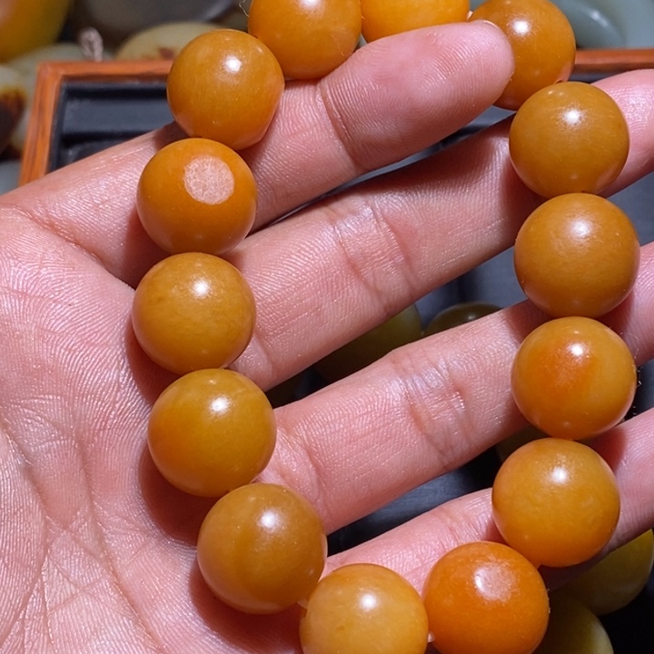 翁***成和田玉未镶嵌套链