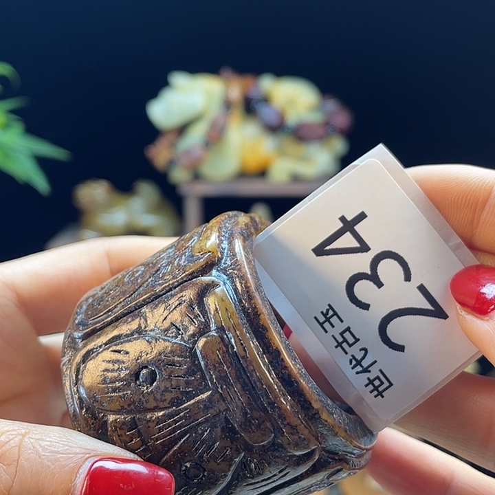 和田玉（糖玉）未镶嵌挂件