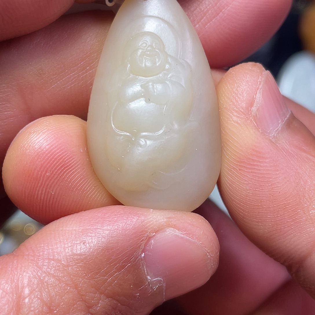 和田玉未镶嵌颈饰吊坠