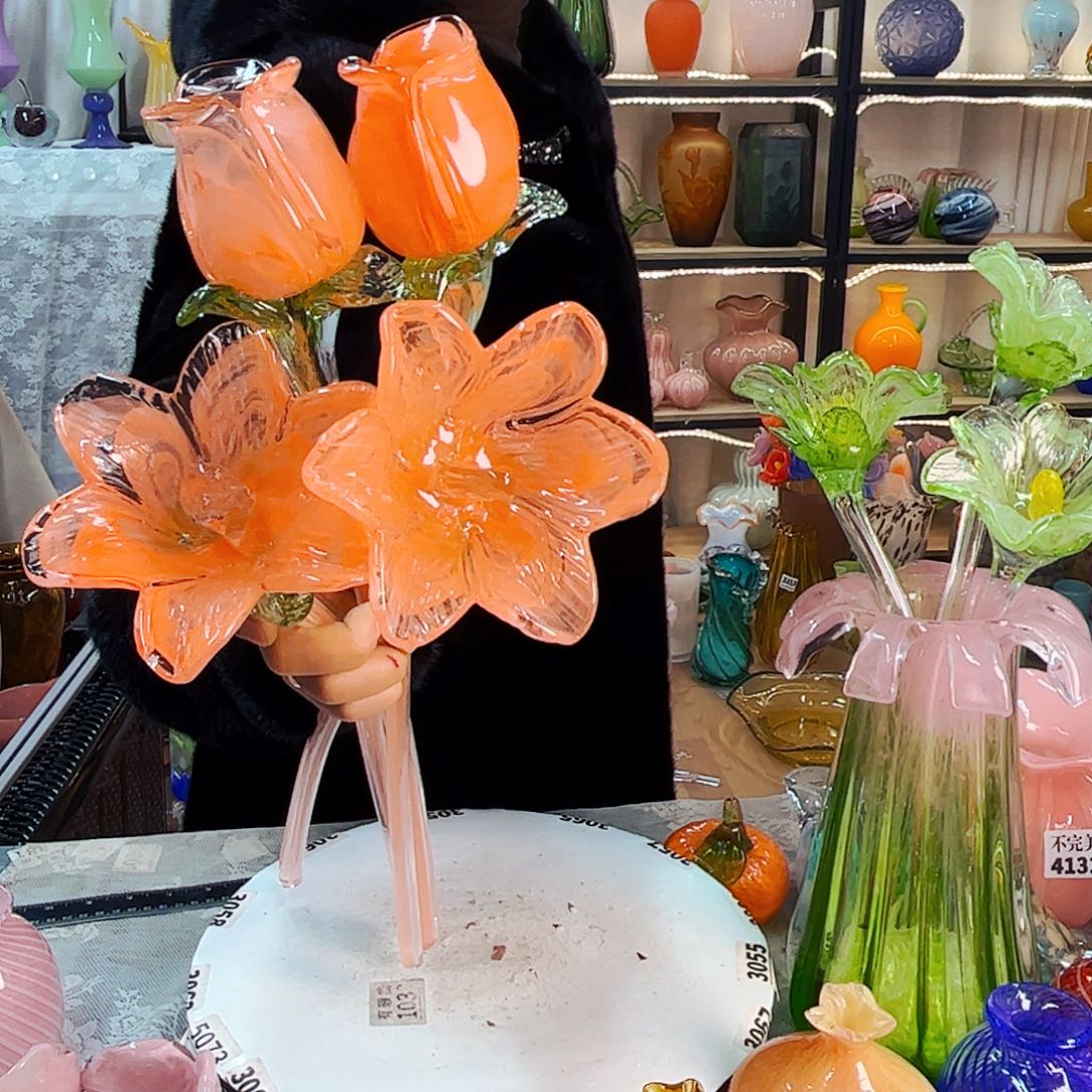 三***眼4朵福利花 夜场福利家悦琉璃工艺品