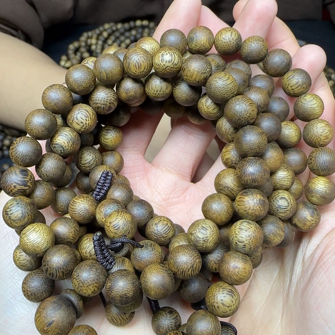 沉香碎屑沉香+99分沉0.9圆珠双圈15克加多样性发一