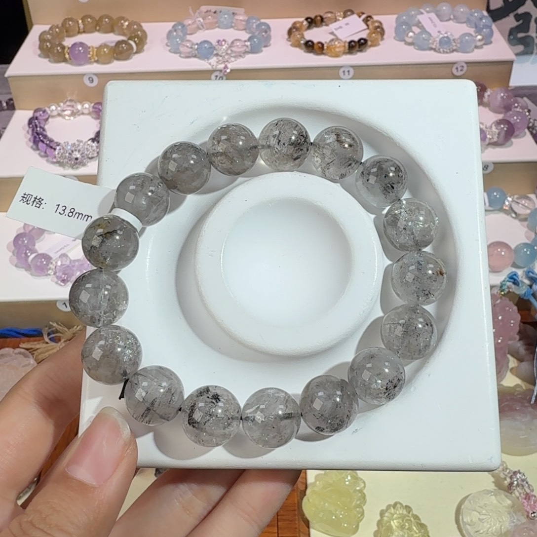 水晶手串未镶嵌闪灵钻