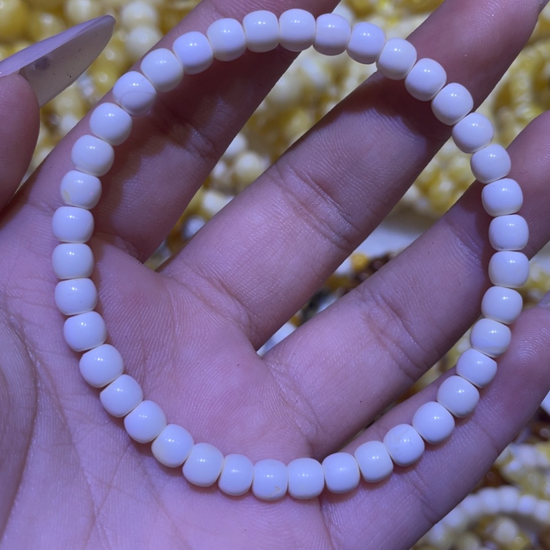 蜜蜡未镶嵌珠宝奇石5.3m