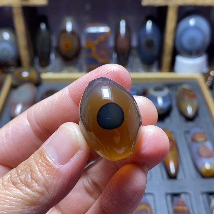 玛瑙/玉髓未镶嵌珠宝半成品