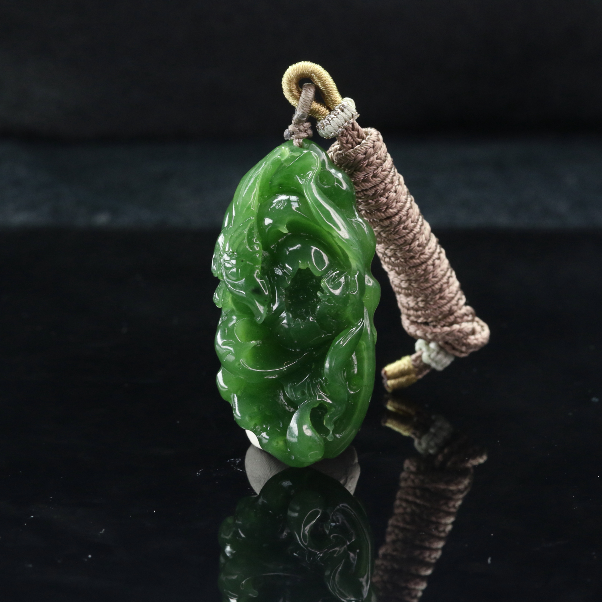 29和田玉俄七碧玉花开富贵/401916上海嘉禾拍卖