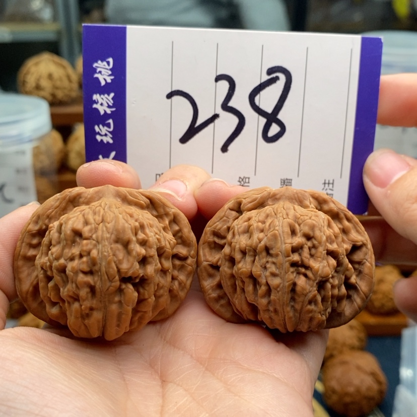 【闪购商品】文玩核桃吊坠43楼子