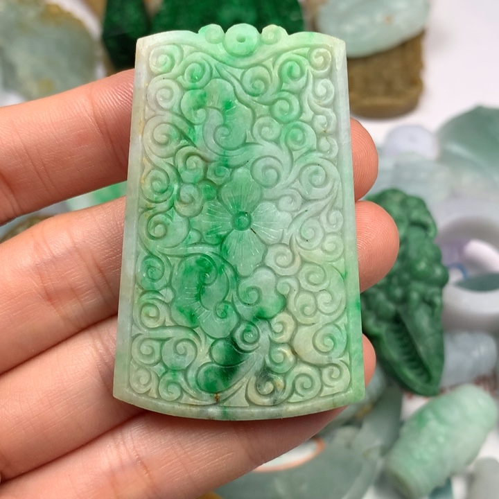 定制翡翠未镶嵌翡翠