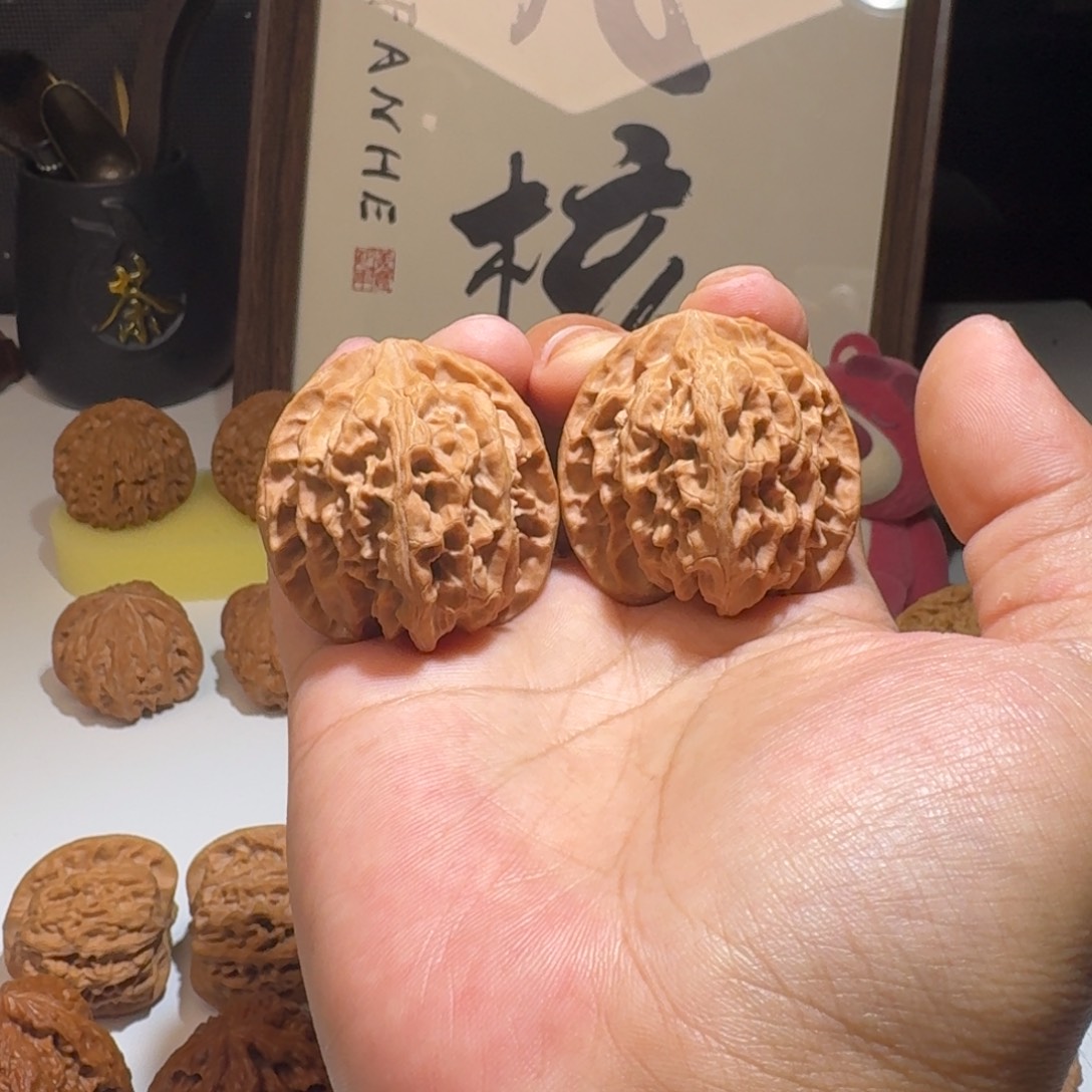 吊坠文玩核桃41尺寸苹果园