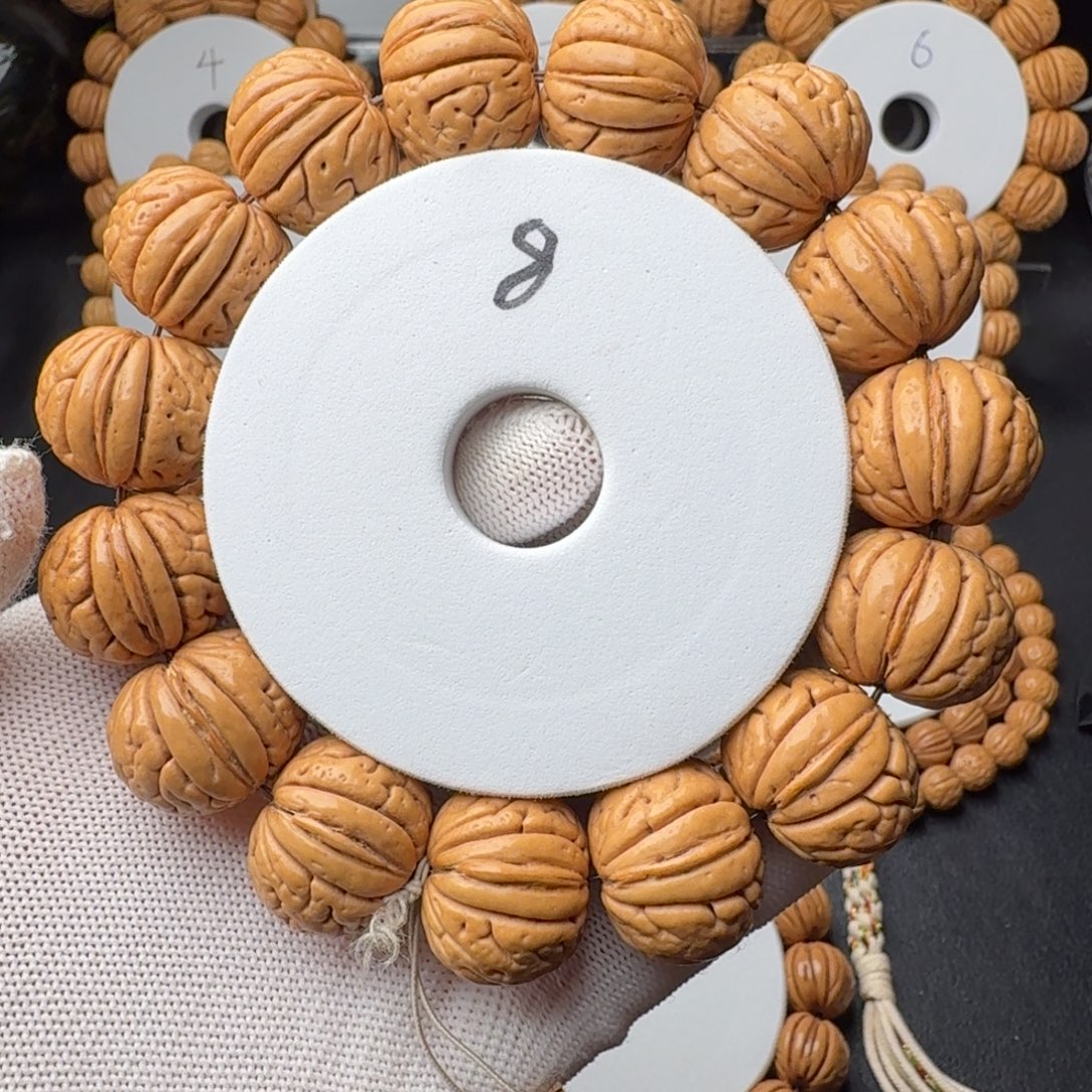 桃核手串金鱼肚同树果