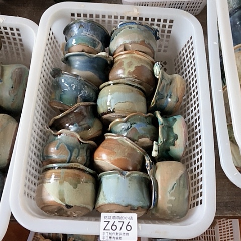 紫砂花盆676微瑕品口径5到5.5左右