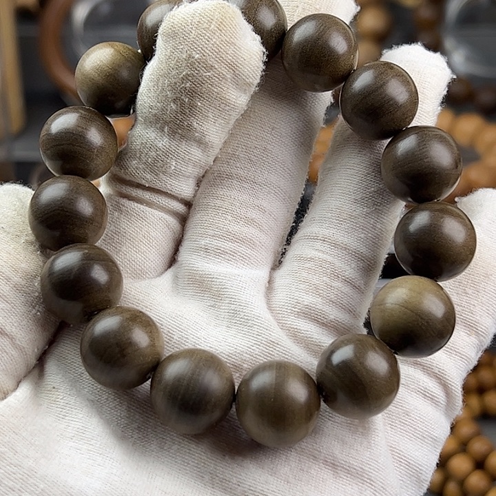 B***n檀香木1.5阴沉纹横纹