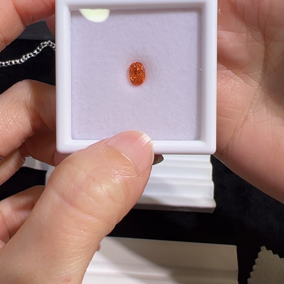 石榴石（芬达石）未镶嵌珠宝半成品1.11ct