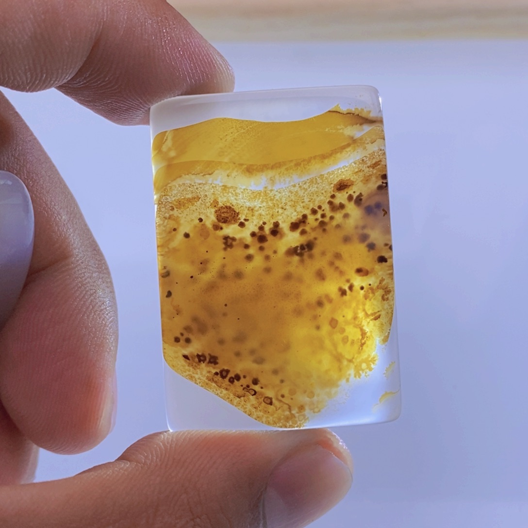 玛瑙/玉髓颈饰未镶嵌丫**?