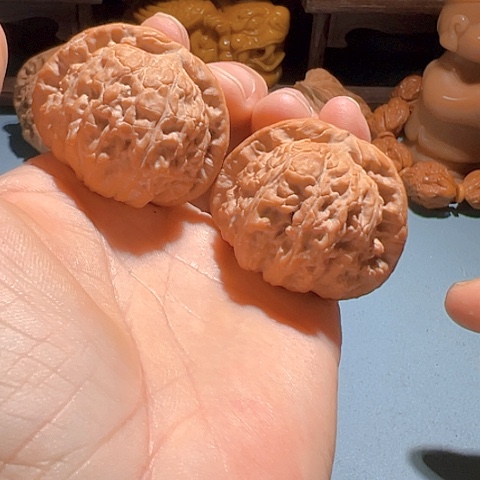 文玩核桃把件闷白42