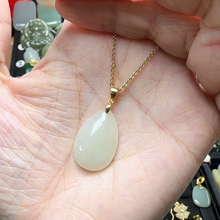 颈饰银S925镶嵌和田玉