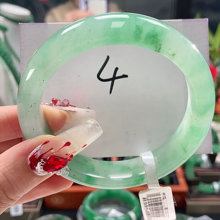 石英质玉手镯未镶嵌天然A货非洲翠手镯