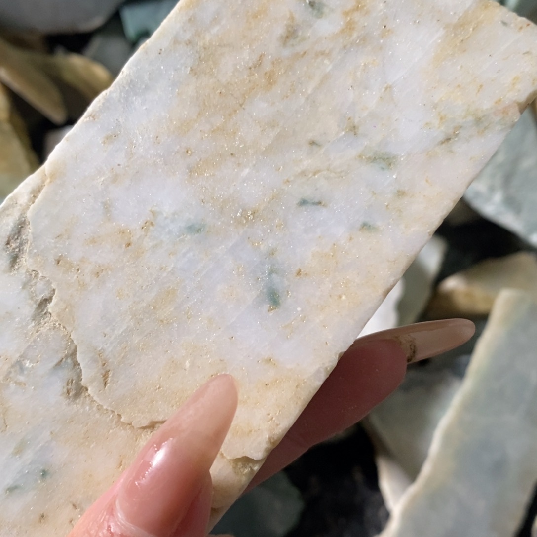 颈饰未镶嵌翡翠天然翡翠