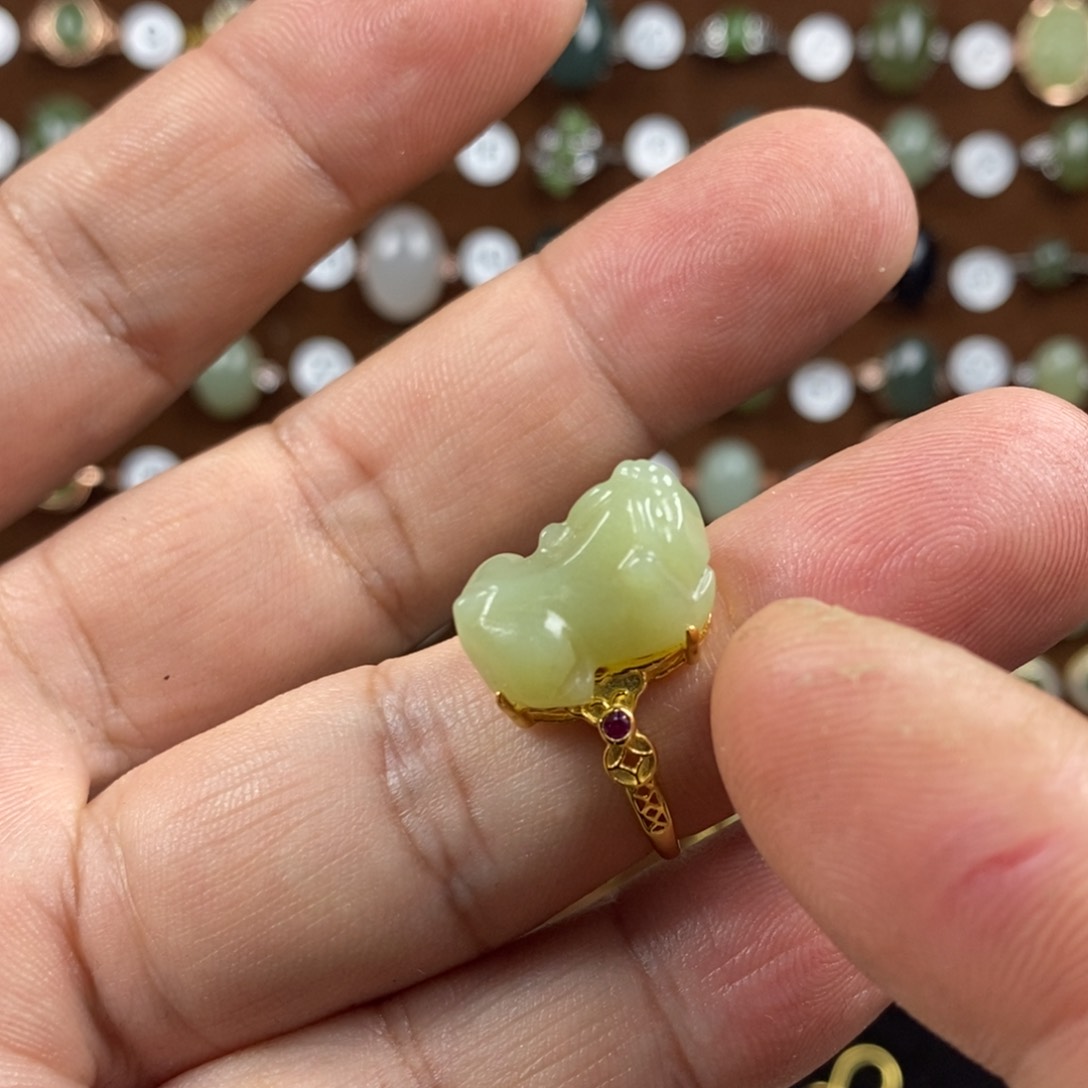 和田玉（黄玉）戒指银S925镀金镶嵌