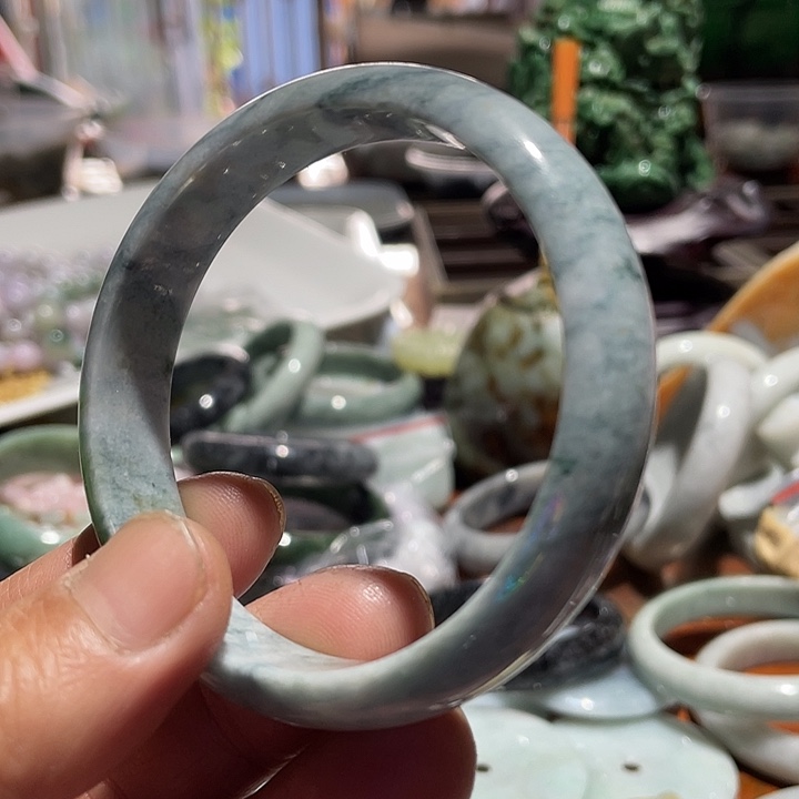 翡翠未镶嵌手镯59圈口