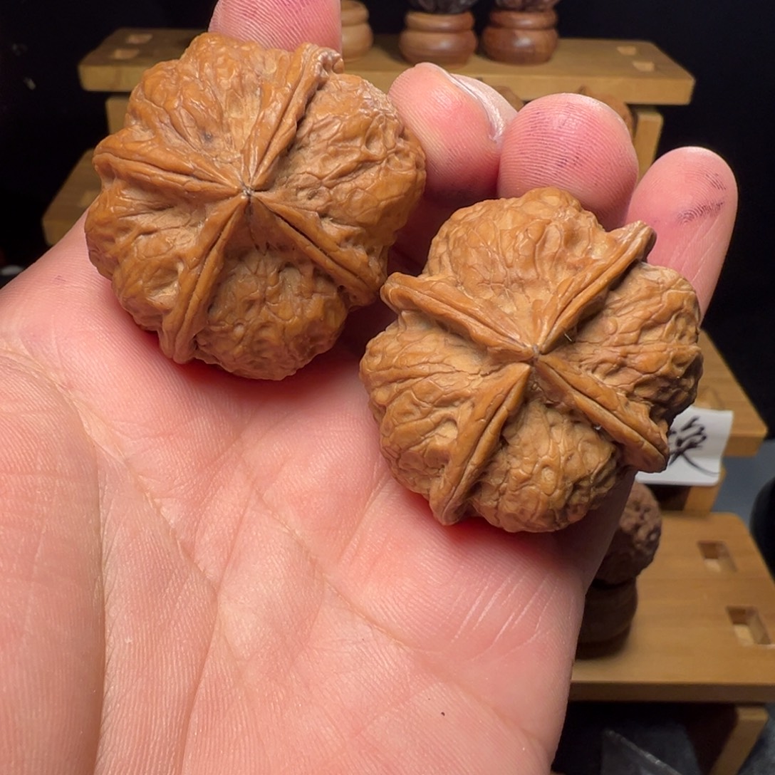 吊坠文玩核桃玉鼎四棱39mm