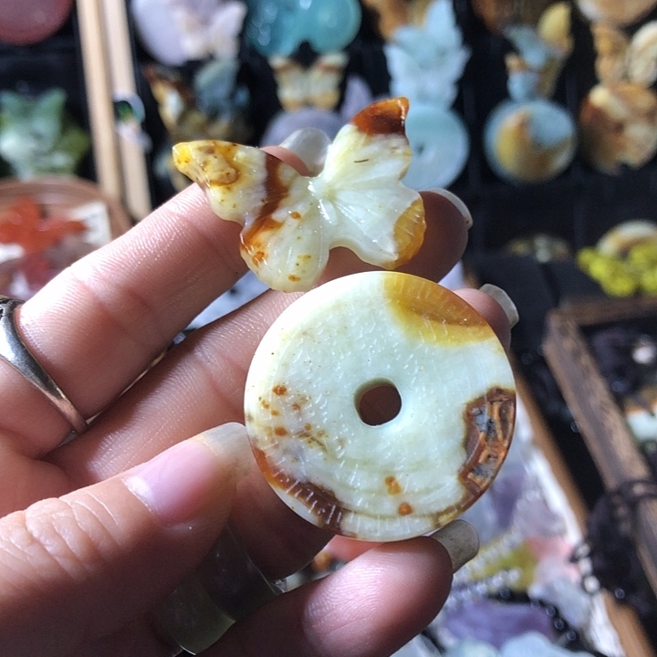 岫玉未镶嵌岫玉挂件