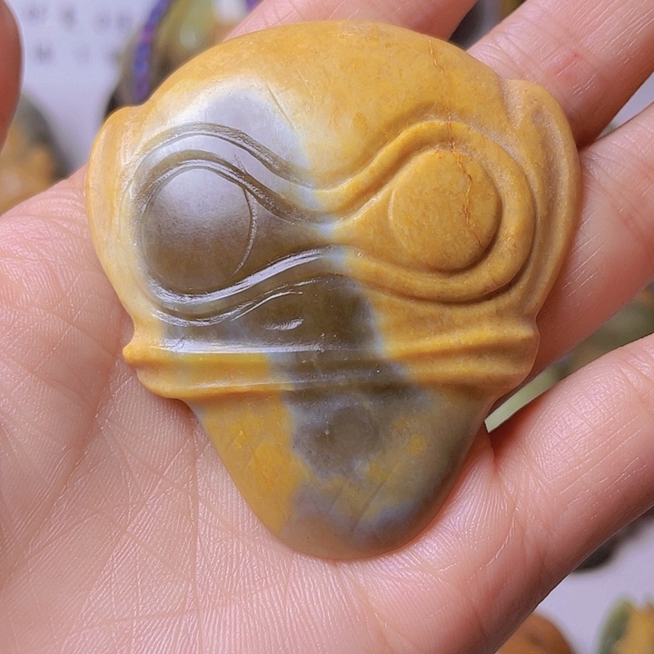 和田玉手把件未镶嵌遇**金