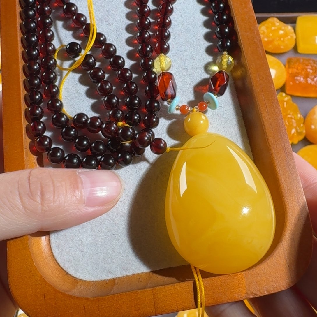 蜜蜡毛衣链未镶嵌