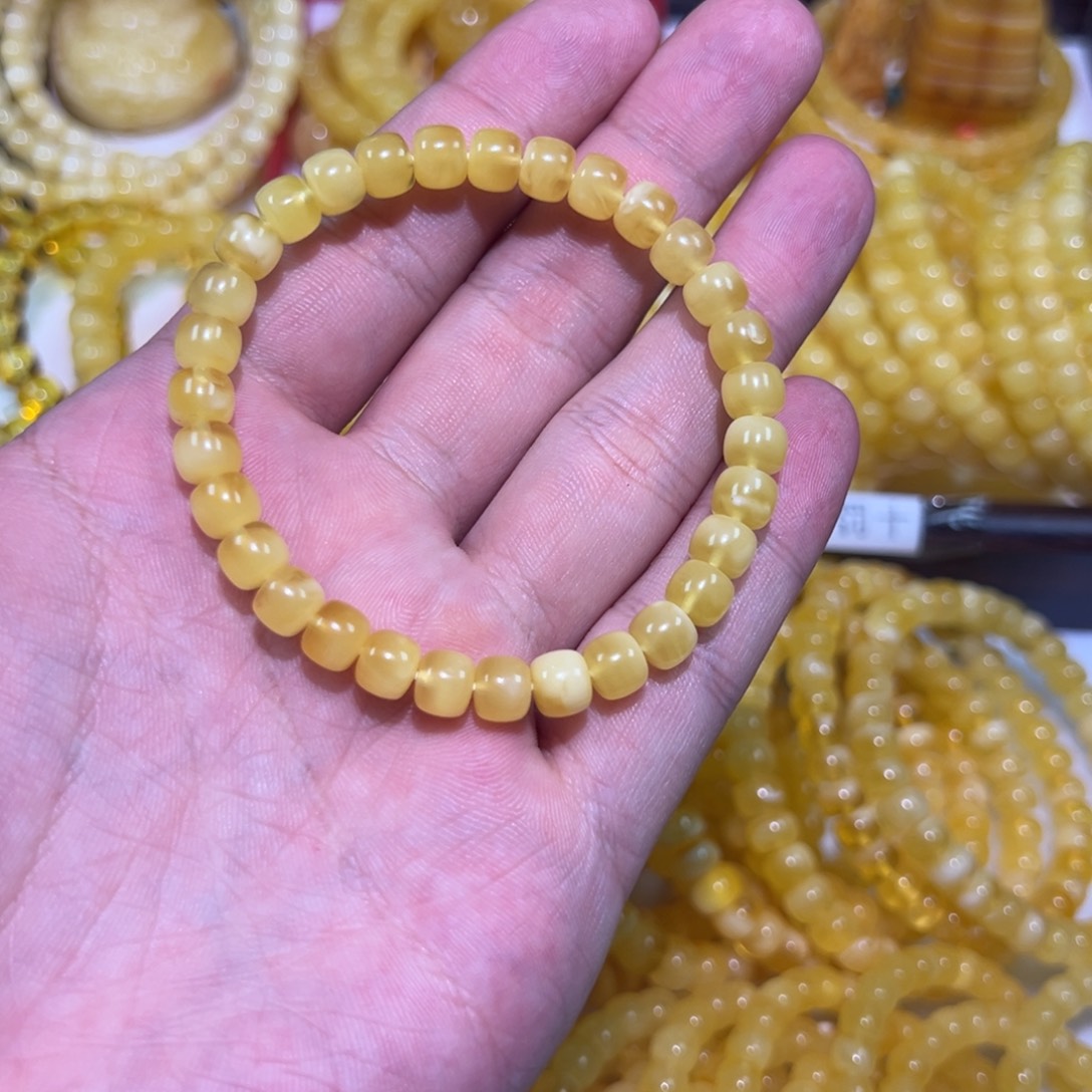 裸石蜜蜡未镶嵌手串  尺7.0mm