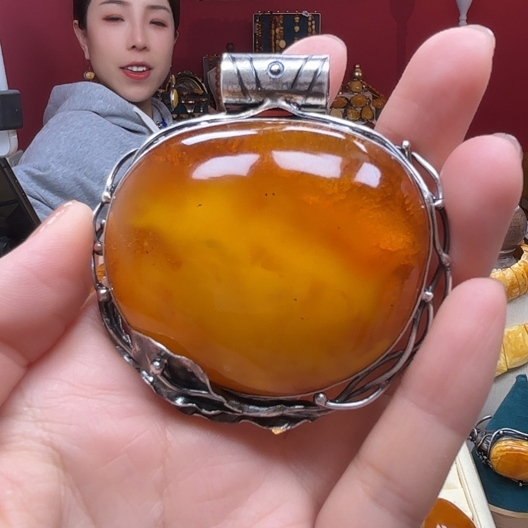 琥珀裸石未镶嵌21吊坠